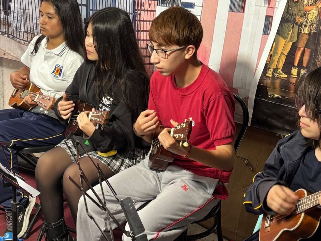 Alumnos de Academia La Buena Música